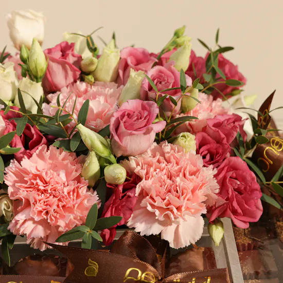 Abucci Chocolate Box & Pink Flowers