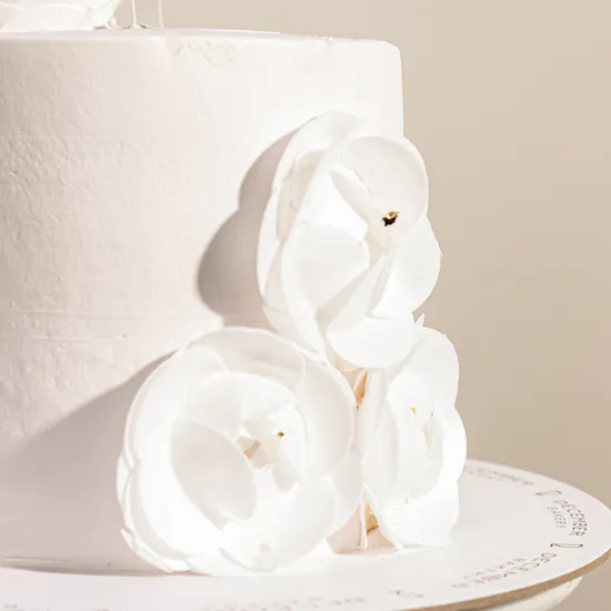 December Cake Hajj Mabrur White Floral Cake