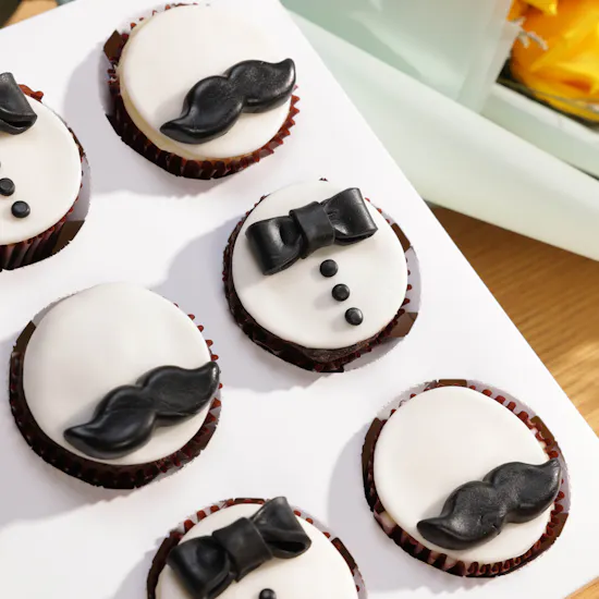NJD Dad Chocolate Cupcakes | Yellow Blooms