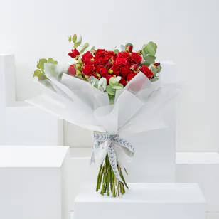 Love Bouquet | Red Baby Roses