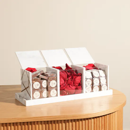 Floward Whisper of Roses Chocolate Boxes