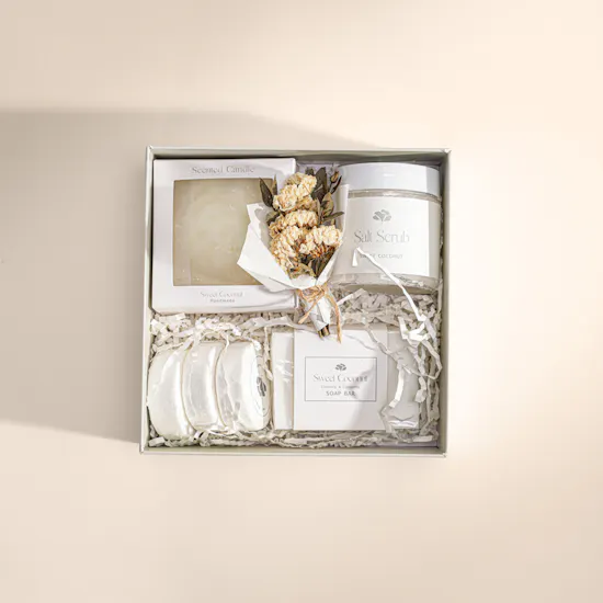 LaurGifts Sweet Coconut Spa Gift Box
