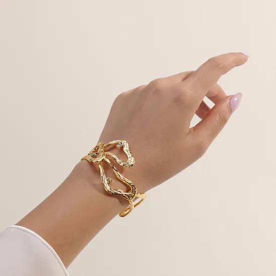 Lynyer Celestial Whispers Gold-plated Women's Bracelet