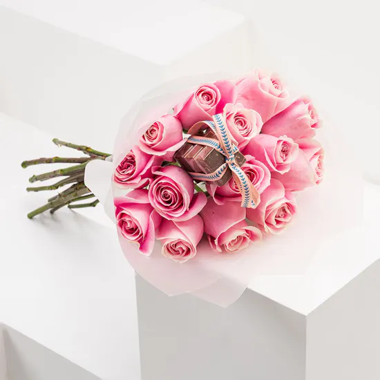 Pretty in Pink | Roses & Chocolates Bouquet