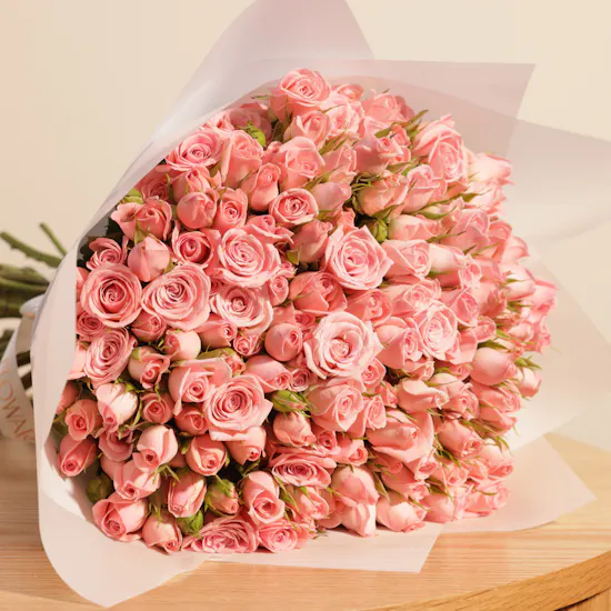Abucci Chocolates Box | Flower Bouquet