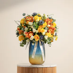 Golden Reverie Flower Vase