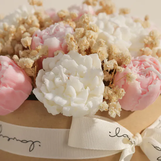 Done By SHK Large Candle Pink and White Bouquet