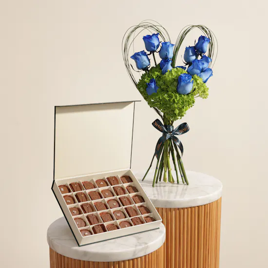 Floward Delicate Chocolate Medium Box | Attractive Flower Bouquet