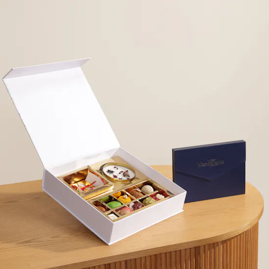 MyGovindas Rakhi Divine Bond Sweets Box | Wondergifts Skydiving Craze Gift Box