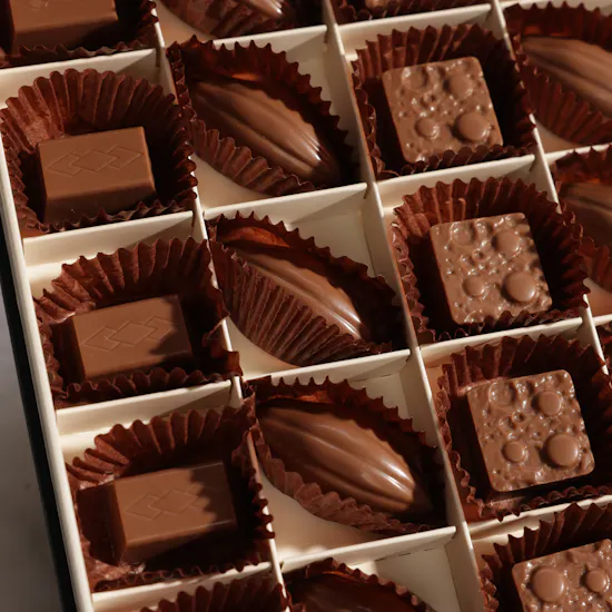 Floward Dates Chocolate Box | Sweet Sentiment Flower Vase