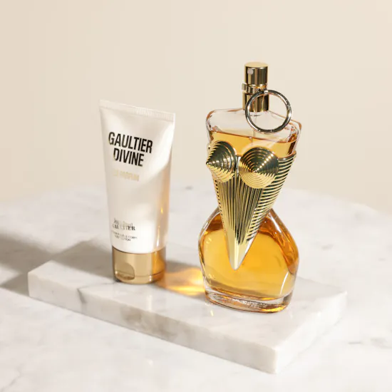 مجموعة عطر ديفاين لو بارفيوم إنتنس للنساء من جان بول غوتييه