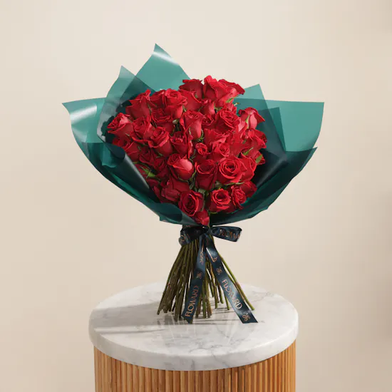 Sweet Radiance Red Roses Bouquet