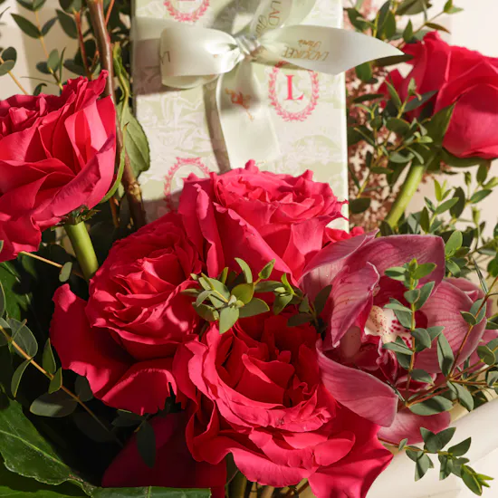 Ladurée Iconic Eugénie Gift Box | Flowers Bouquet