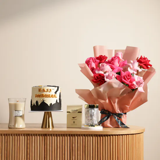 Blooming Hajj Celebration Gift Set | Charm Flowers