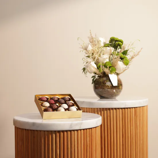 Bateel Happy National Day Box | Flowers Vase