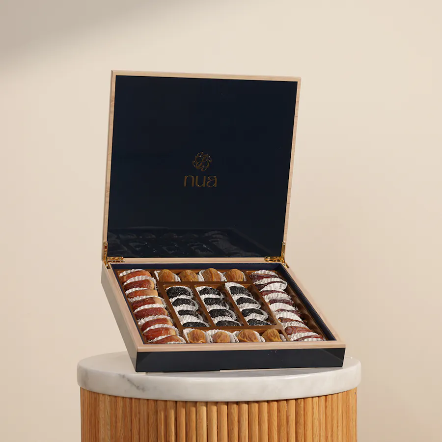 صندوق تمركلاسيك خشب أزرق داكن من نوا 1