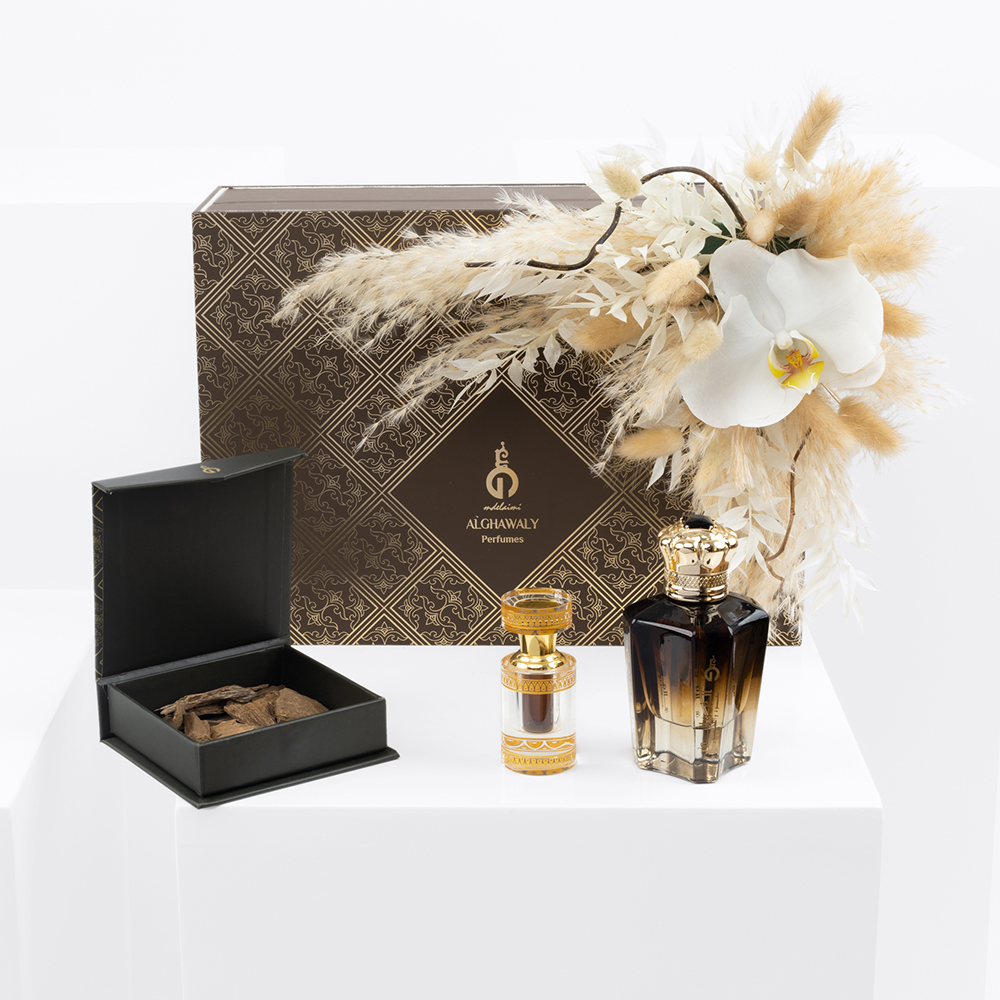 صندوق هدايا الغوالي الخشبي و زهور