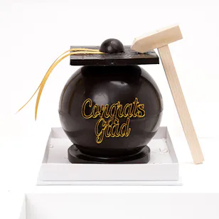 NJD 3D Dark Chocolate Graduation Hat | 600 g