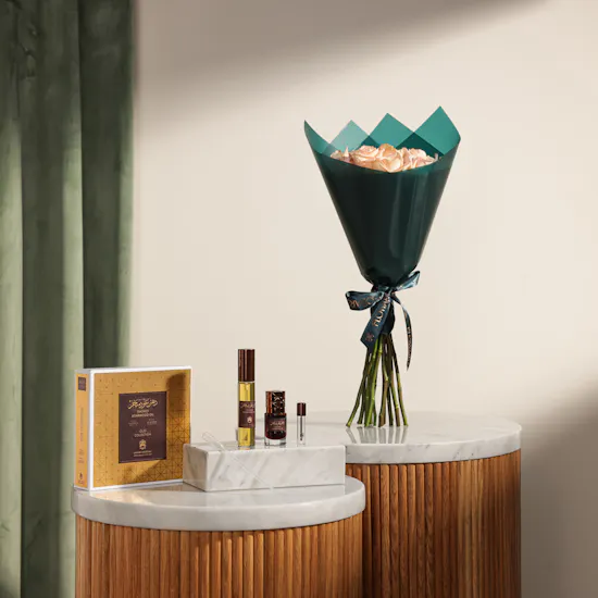 Abdul Samad Al Qurashi Smoked Agarwood Oil | Royal Flowers Bouquet