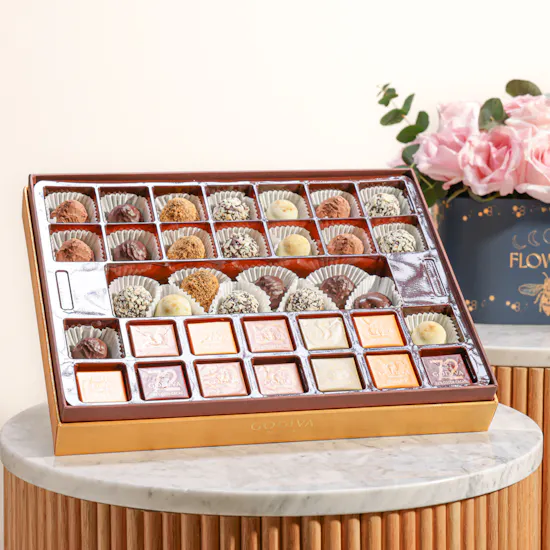 Godiva Ultimate Collection Chocolates and Biscuit Box | Smooth Melody Flower Box