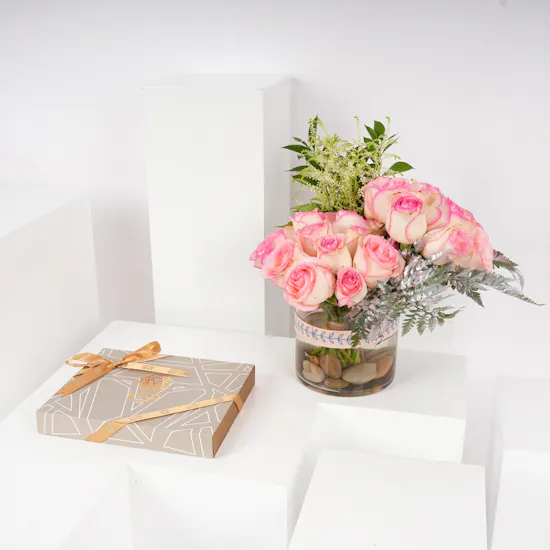 Levo Small Chocolate Box | Delight Vase