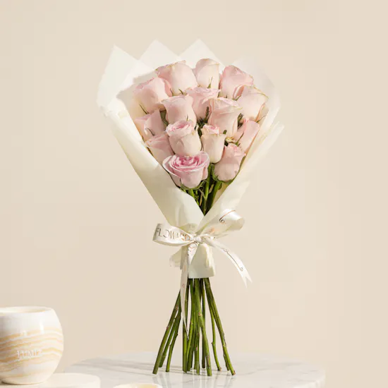 Lumiz Candles Premium Candles Set | Curated Moments Flower Bouquet