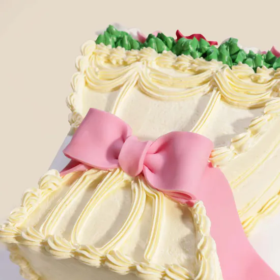 Floward Flower Bouquet Cake