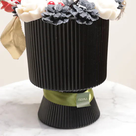 Melosa Black Happy New Year Vase Candle