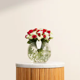Love Reflection Flowers Vase Love Reflection Flowers Vase