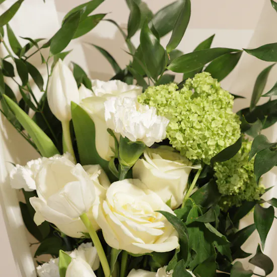 Floward Birthday Red Velvet Cake | Shinny Flowers Bouquet with Elegant Balloon Set