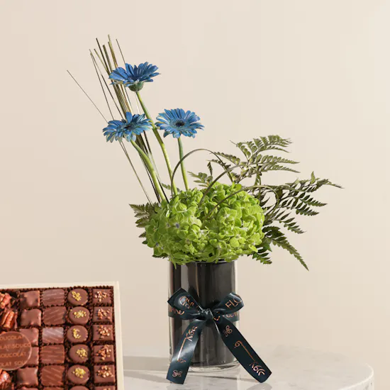 Soucolat Mixed Chocolate Wooden Tray | Blue Serenity Flowers