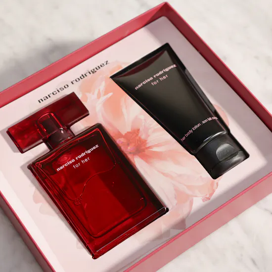 مجموعة عطر فور هير او دي بارفيوم إنتنس للنساء من نارسيسو رودريغيز