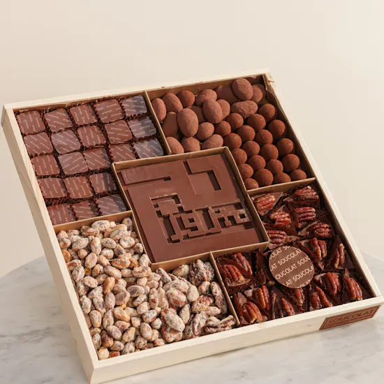 Soucolat Hajj Mabrur Large Chocolate Wood Tray | 990 g