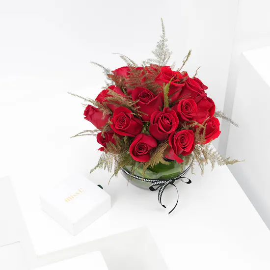 Miss L by L'azurde Jewelry | Red Roses Vase
