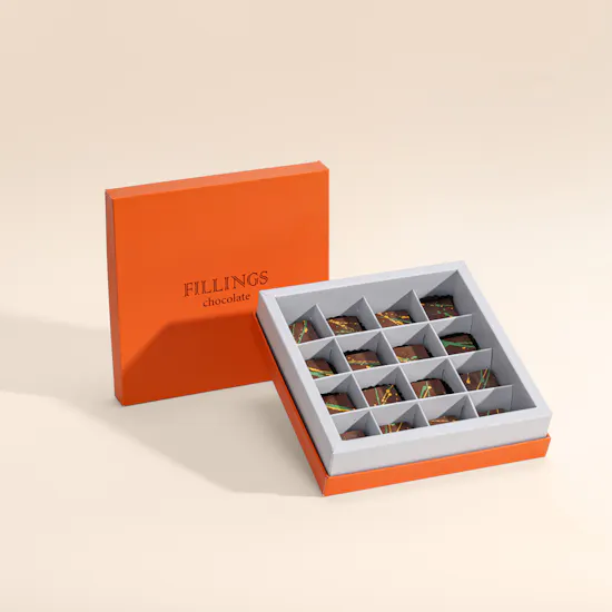 Fillings Chocolate Dubai Chocolate Box & Light of Sakina Set with Flowers