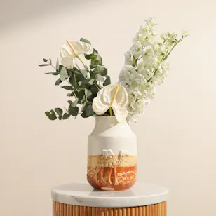 Echoes of Tradition Flowers vase Echoes of Tradition Flowers vase