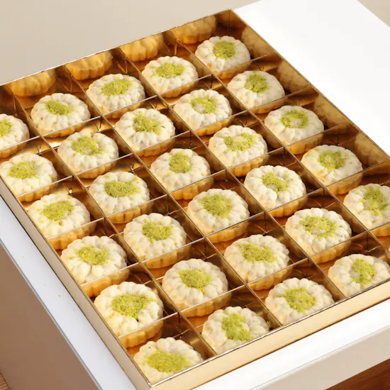 Mathaaq Mamool Stand Box