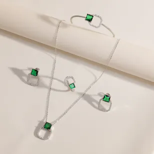 Floward Celestial Emerald Jewelry Set Floward Celestial Emerald Jewelry Set