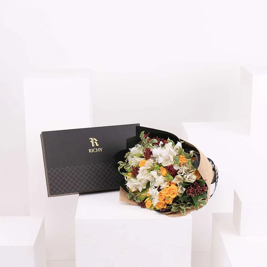 Richy White Ghutra | Delicate Spring 1