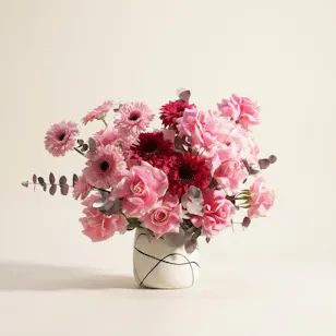 Rosy Glow Flowers Vase
