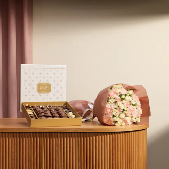 Linne Chocolate Box | Delicate Flower Bouquet