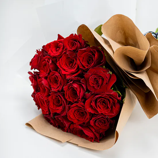 Secret's Ferrero Rocher Cake | Red Roses