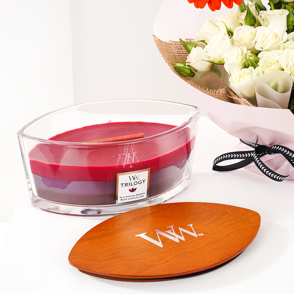 Woodwick Ellipse Sun Ripened Berries Candle | Flowers 