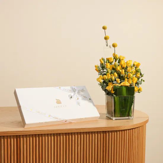 Abucci Large Classic Box | Stunning Flowers Vase