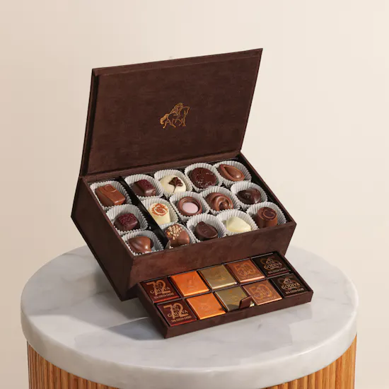 Godiva Luxury Velvet Brown Small Chocolates Box