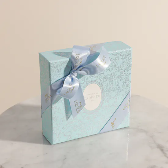 Ladurée Macaron Blue Arabesque Box