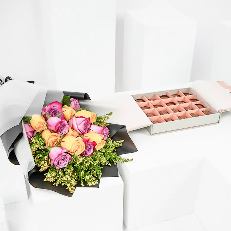 Floward Small Mixed Chocolate Box | Radiant Roses 3