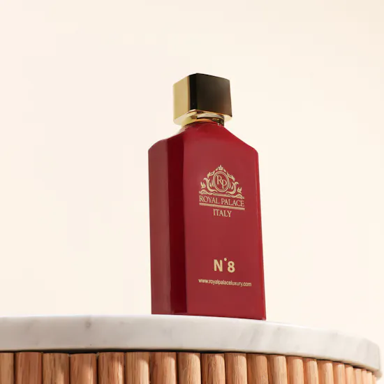 Royal Palace Nº 8 EDP for Women | Classic Red Roses