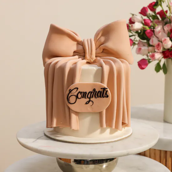Madeleine Congrats Big Bow Cake | Endless Flowers Box