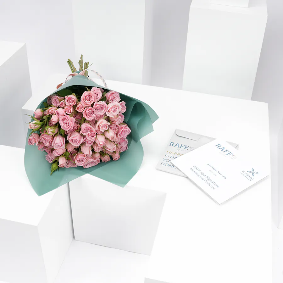 Raff by Paris Gift Card with baby rose bouquet  5